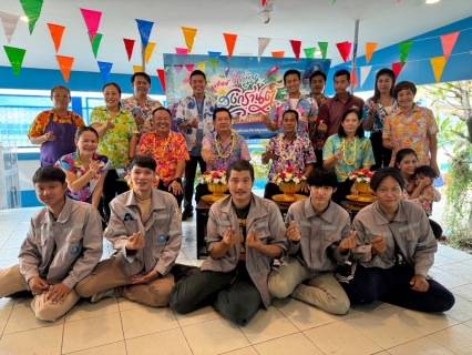 ไฟล์แนบ กปภ.สาขาสมุทรสงคราม ร่วมสรงน้ำพระและรดน้ำขอพรผู้ใหญ่ สืบสานประเพณีไทย เนื่องในวันขึ้นปีใหม่ไทยหรือเทศกาลสงกรานต์ ประจำปี 2567