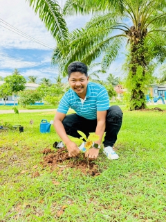 ไฟล์แนบ กปภ.สาขาบ้านตาขุน จัดกิจกรรมในโครงการ กปภ.ปลูกป่าเพื่อแผ่นดิน เทิดพระเกียรติพระบาทสมเด็จพระบรมชนกาธิเบศร มหาภูมิพลอดุลยเดชมหาราช บรมนาถบพิตร ปี 2567