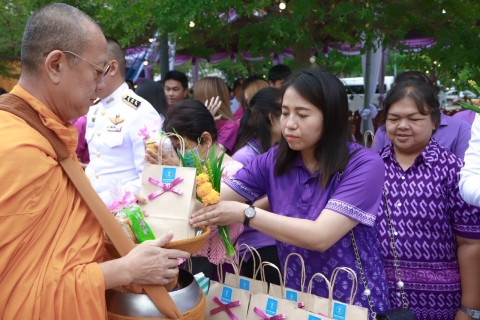 ไฟล์แนบ กปภ.สาขาประจวบคีรีขันธ์ ร่วมพิธีทำบุญตักบาตร เพื่อถวายเป็นพระราชกุศล เนื่องในโอกาสวันเฉลิมพระชนมพรรษา สมเด็จพระนางเจ้าฯ พระบรมราชินี 3 มิถุนายน 2567