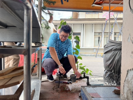 ไฟล์แนบ อัมพวาของแทร่ ยิ่งรู้จัก ยิ่งรักเธอ กปภ. ลงพื้นที่พิชิตใจพ่อค้าแม่ขายตลาดน้ำอัมพวา แห่ใช้ LINE @pwathailand  และ  PWA Plus Life คึกคัก