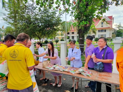 ไฟล์แนบ กปภ.สาขาตราด เข้าร่วมพิธีทำบุญตักบาตรถวายพระราชกุศล เฉลิมพระเกียรติสมเด็จพระนางเจ้าฯพระบรมราชินี เนื่องในโอกาสวันเฉลิมพระชนมพรรษา 3 มิถุนายน 2567 ประจำปี 2567