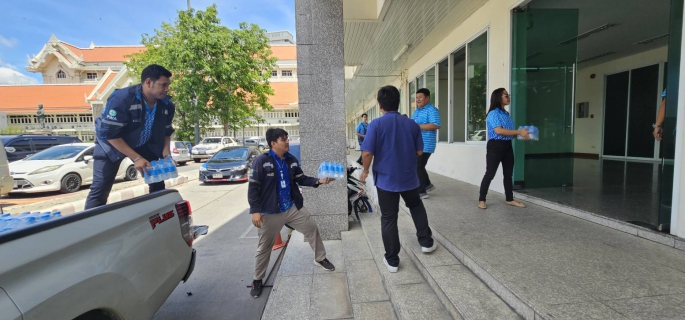 ไฟล์แนบ กปภ.สาขาธัญบุรี มอบน้ำดื่มสนับสนุนกิจกรรม เดิน วิ่ง ปั่น ธงตราสัญลักษณ์งานเฉลิมพระเกียรติ พระบาทสมเด็จพระเจ้าอยู่หัว เนื่องในโอกาสพระราชพิธีมหามงคลเฉลิมพระชนมพรรษา 6 รอบ 28 กรกฏาคม 2567 จังหวัดปทุมธานี