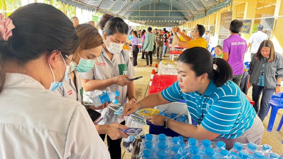 ไฟล์แนบ การประปาส่วนภูมิภาคสาขาตราด เข้าร่วมโครงการบำบัดทุกข์ บำรุงสุข สร้างรอยยิ้มให้ประชาชน ร่วมกับหน่วยแพทย์เคลื่อนที่ พอ.สว. ณ โรงเรียนประณีตวิทยาคม บ้านตลุง หมู่ที่ 2 ตำบลประณีต อำเภอเขาสมิง จังหวัดตราด 