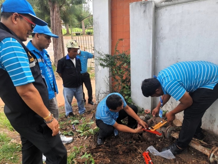 ไฟล์แนบ กปภ.สุราษฎร์ธานี(พ) ร่วมกิจกรรม Meter Day ลงพื้นที่ตรวจสอบ และบำรุงรักษามาตรวัดน้ำ เพิ่มประสิทธิภาพการส่งจ่ายน้ำให้ลูกค้า กปภ.