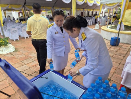 ไฟล์แนบ กปภ.สาขาสุราษฎร์ธานี(พ) เข้าร่วมพิธีจัดทำน้ำพระพุทธมนต์ศักดิ์สิทธิ์ และ สนับสนุนน้ำดื่มตราสัญลักษณ์ ให้กับผู้ที่เข้าร่วมงาน