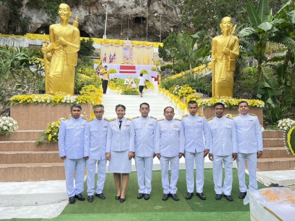 ไฟล์แนบ การประปาส่วนภูมิภาคสาขาท่าแซะ เข้าร่วมพิธีพลีกรรมตักน้ำจากแหล่งน้ำศักดิ์สิทธิ์ เพื่อจัดทำน้ำพระพุทธมนต์ศักดิ์สิทธิ์เนื่องในโอกาสพระราชพิธีมหามงคลเฉลิมพระชนมพรรษา 6 รอบ 28 กรกฎาคม 2567