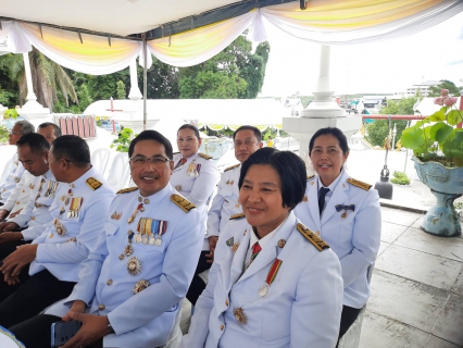 ไฟล์แนบ กปภ.สาขากระบี่ เข้าร่วมพิธีเวียนเทียนสมโภชน้ำพระพุทธมนต์ศักดิ์สิทธิ์และสนับสนุนน้ำดื่มตราสัญลักษณ์ กปภ.จำนวน 540 ขวด  เนื่องในโอกาสพระราชพิธีมหามงคลเฉลิมพระชนมพรรษา 6 รอบ 28 กรกฎาคม 2567