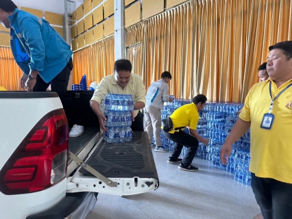 ไฟล์แนบ กปภ.สาขาคลองหลวง ร่วมกับกปภ.สาขาในจังหวัดปทุมธานี สนับสนุนน้ำดื่มบรรจุขวดตราสัญลักษณ์ กปภ. สำหรับโครงการบรรพชาอุปสมบท เฉลิมพระเกียรติพระบาทสมเด็จพระเจ้าอยู่หัว เนื่องในโอกาสพระราชพิธีมหามงคลเฉลิมพระชนมพรรษา 6 รอบ 28 กรกฎาคม 2567