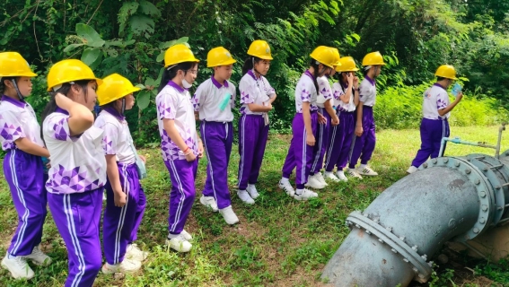 ไฟล์แนบ กปภ.สาขากำแพงเพชร เปิดบ้านพาวัยจิ๋ว ชมกระบวนการผลิตน้ำ โรงกรองน้ำศูนย์ราชการ