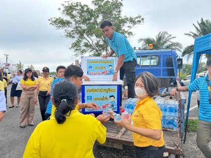 ไฟล์แนบ กปภ.สาขาตะกั่วป่า สนับสนุนน้ำดื่มบรรจุขวดตราสัญลักษณ์ กปภ. ให้กับสำนักงานประมงอำเภอตะกัวป่า ภายใต้โครงการกปภ.ปันน้ำใจ (PWA Care)