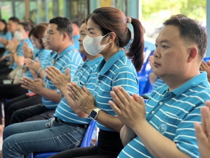 ไฟล์แนบ กปภ.สาขาสมุทรสงคราม ร่วมถวายเทียนจำนำพรรษาและทอดผ้าป่าสามัคคี ณ วัดบ้านหม้อ (ประชารังษี) 