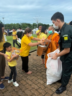 ไฟล์แนบ กปภ.สาขาสามพราน เข้าร่วมพิธีทำบุญตักบาตร เนื่องในวันอาสาฬหบูชา ประจำปี 2567