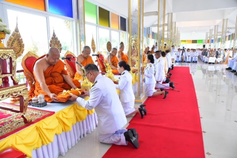 ไฟล์แนบ กปภ.สาขาฉะเชิงเทรา เข้าร่วมพิธีทำบุญตักบาตรถวายพระราชกุศล เฉลิมพระเกียรติพระบาทสมเด็จพระเจ้าอยู่หัว และพิธีถวายสัตย์ปฏิญาณเพื่อเป็นข้าราชการที่ดีเนื่องในโอกาสพระราชพิธีมหามงคลเฉลิมพระชนมพรรษา  6 รอบ 28 กรกฎาคม 2567