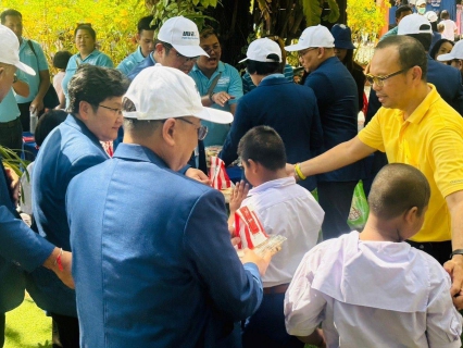 ไฟล์แนบ กปภ. สาขาสงขลา และ กปภ.สาขาหาดใหญ่ (พ) ร่วมกับคณะผู้เข้ารับการอบรม "หลักสูตรนักบริหารระดับสูง  การเงิน-การคลัง กระทรวงการคลัง รุ่นที่ 11" (บงส.11) ดำเนินกิจกรรม CSR ณ โรงเรียนชัยมงคลวิทย์ อ.เมือง จ.สงขลา