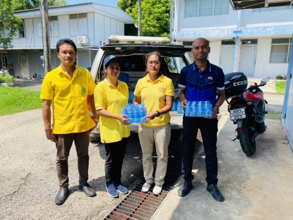 ไฟล์แนบ กปภ.สาขากระบี่ สนับสนุนน้ำดื่มบรรจุขวดตราสัญลักษณ์ กปภ. จำนวน 228 ขวด เพื่อให้บริการแก่ผู้เข้าร่วมโครงการเฉลิมพระเกียรติพระบาทสมเด็จพระเจ้าอยู่หัว เนื่องในโอกาสพระราชพิธีมหามงคลเฉลิมพระชนมพรรษา 6 รอบ 28 กรกฎาคม 2567