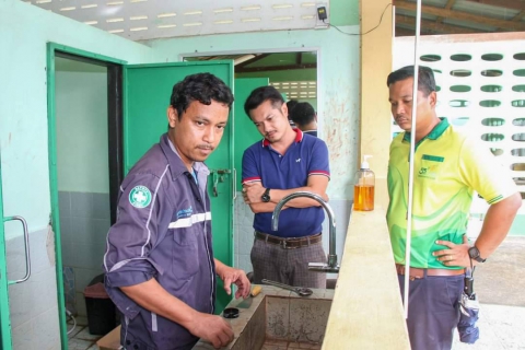 ไฟล์แนบ กปภ.ข.๓ ร่วมกับ กปภ.สาขาบางสะพาน  จัดกิจกรรมประชาสัมพันธ์โครงการบริหารจัดการทรัพยากรน้ำอย่างรู้คุณค่า (DSM) ประจำปี ๒๕๖๗