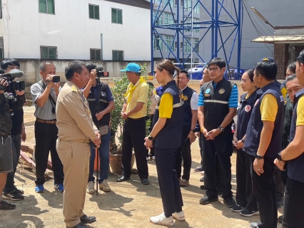 ไฟล์แนบ รัฐมนตรีช่วยว่าการกระทรวงมหาดไทย (มท.3) ลงพื้นที่ตรวจเยี่ยมผู้ประสบภัยน้ำท่วมในพื้นที่จังหวัดพะเยา 