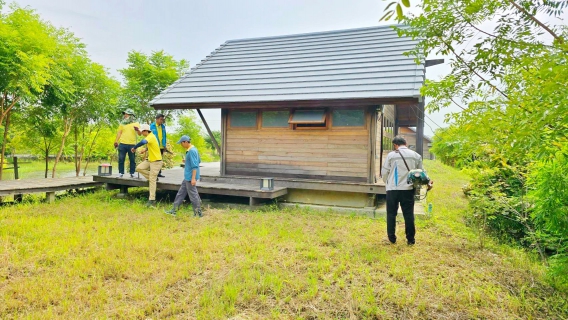 ไฟล์แนบ ห่างไปนาน แต่ไม่หายไปไหน ยังดูแลรักษาเหมือนเดิม กปภ.สาขาปทุมธานี ดูแลรักษาต้นไม้ในโครงการ โคก หนอง นา สัปปายะและรมณียสถาน สถานปฏิบัติธรรมสมเด็จพระสังฆราช (อมพรมหาเถร)