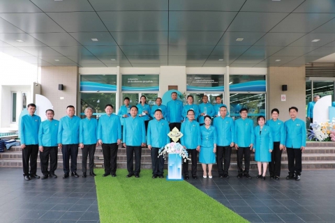 ไฟล์แนบ กปภ.สาขากระบี่ เข้าร่วมพิธีรับมอบโล่และตรารับรองมาตรฐานการให้บริการของศูนย์ ราชการสะดวก (GECC) ประจำปี พ.ศ. 2567 
