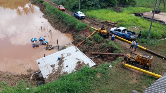 ไฟล์แนบ กปภ.ข.10 ร่วมกับ กปภ.สาขาอุทัยธานี สนับสนุนทีมงานตรวจสอบ และซ่อมแซมระบบประปาเทศบาลตำบลบ้านไร่ จากเหตุอุทกภัย