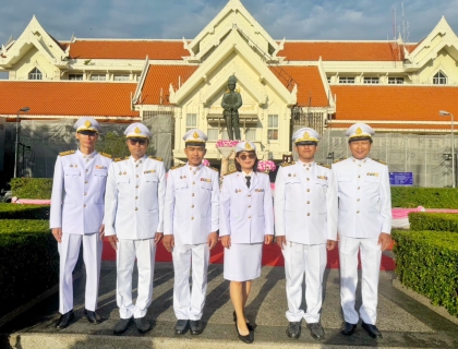 ไฟล์แนบ กปภ.สาขาปทุมธานี(พ) ร่วมพิธีวางพวงมาลาถวายราชสักการะ พระบรมราชานุสาวรีย์พระบาทสมเด็จพระจุลจอมเกล้าเจ้าอยู่หัว เนื่องในวันปิยมหาราช 23 ตุลาคม 2567