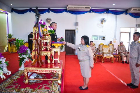 ไฟล์แนบ กปภ.สาขาสมุทรสาคร (พ) เข้าร่วมพิธีประดับเข็มบุรฉัตร เนื่องในวันคล้ายวันสถาปนาเหล่าทหารสื่อสารที่ 1 ครบรอบปีที่ 36