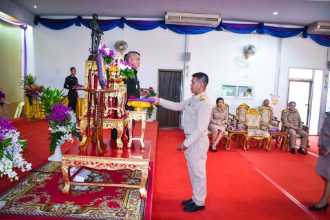 ไฟล์แนบ กปภ.สาขาสมุทรสาคร (พ) เข้าร่วมพิธีประดับเข็มบุรฉัตร เนื่องในวันคล้ายวันสถาปนาเหล่าทหารสื่อสารที่ 1 ครบรอบปีที่ 36