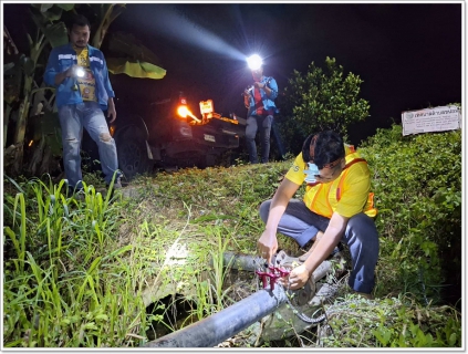 ไฟล์แนบ กปภ.สาขาขนอม ดำเนินการตรวจสอบวัดอัตราการจ่ายน้ำและเดินหาท่อแตกรั่ว บริเวณ ม.1 ต.ขนอม และ ม.8 ต.ท้องเนียน อ.ขนอม จ.นครศรีธรรมราช