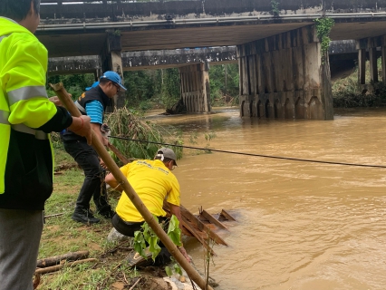 ไฟล์แนบ ผอ.กปภ.ข.4 ลงพื้นที่ กปภ.สาขาหลังสวน ติดตามสถานการณ์น้ำและเร่งฟื้นฟูผลกระทบจากสถานการณ์น้ำหลาก