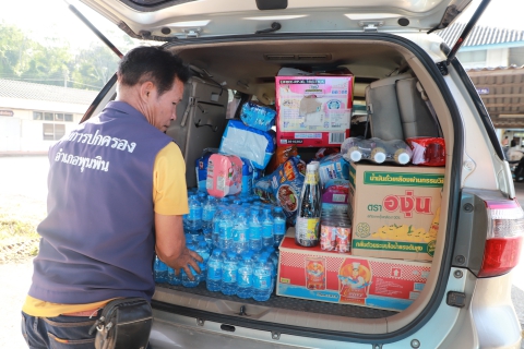 ไฟล์แนบ กปภ.ข.4 ร่วมเป็นหนึ่งส่งกำลังใจช่วยเหลือผู้ประสบอุทกภัยในพื้นที่ จ. สุราษฎร์ธานี