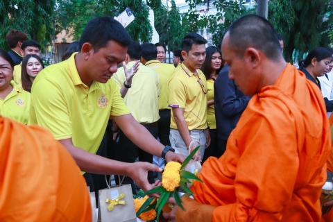 ไฟล์แนบ กปภ.สาขาประจวบคีรีขันธ์ ร่วมพิธีวางพานพุ่มดอกไม้ถวายบังคม และพิธีเจริญพระพุทธมนต์ ทำบุญตักบาตรถวายพระราชกุศล เนื่องในวัน สมเด็จพระเจ้าตากสินมหาราช