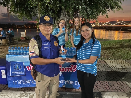 ไฟล์แนบ กปภ.สาขาตาก เข้าร่วมพิธีบวงสรวงดวงพระวิญญาณสมเด็จพระเจ้าตากสินมหาราช พร้อมสนับสนุนน้ำดื่มได้บรรจุขวดตราสัญลักษณ์ กปภ. ให้แก่ผู้เข้าร่วมเดินขบวนแห่เทิดพระเกียรติสมเด็จพรเจ้าตากสินมหาราช