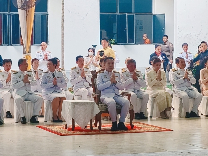 ไฟล์แนบ กปภ.สาขาสมุทรสาคร (พ) เข้าร่วมพิธีเจริญพระพุทธมนต์และทำบุญตักบาตรถวายพระกุศล 