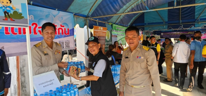 ไฟล์แนบ การประปาส่วนภูมิภาคสาขาปราณบุรี เข้าร่วมโครงการ จังหวัดเคลื่อนที่ ในโครงการเติมใจให้กัน ณ วัดหนองข้าวเหนียว หมู่ที่ 2 ตำบลสามร้อยยอด อำเภอสามร้อยยอด จังหวัดประจวบคีรีขันธ์