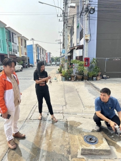 ไฟล์แนบ กปภ.สาขาสมุทรสาคร (พ) ดำเนินการตรวจสอบแรงดันน้ำร่วมกับทีมงาน นายศิริโรจน์ ธนิกกุล สส.จังหวัดสมุทรสาคร เขต 2 และนิติหมู่บ้านเดอะมันนี่ มี