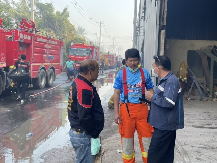 ไฟล์แนบ กปภ.สาขาสมุทรสาคร (พ) เข้าร่วมสังเกตการณ์เหตุเพลิงไหม้โกดังเก็บพลาสติก