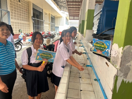 ไฟล์แนบ การประปาส่วนภูมิภาคสาขาปากพนัง ลงพื้นที่ดำเนินกิจกรรมภายใต้โครงการ "หลอมรวมใจ มอบน้ำใสสะอาดให้โรงเรียน" 