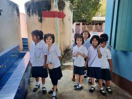 ไฟล์แนบ กปภ.สาขาเพชรบุรี สานต่อโครงการ"หลอมรวมใจ มอบน้ำใสสะอาดให้โรงเรียน" ระยะที่2 ประจำปี 2568