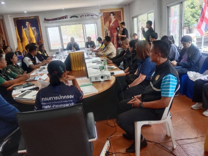 ไฟล์แนบ กปภ.สาขากาญจนบุรี เข้าร่วมประชุมหารือและลงพื้นที่ร่วมกับจังหวัดกาญจนบุรี เพื่อการศึกษาข้อมูลพื้นที่เริ่มต้นโครงการ (Kick Off) การให้ความช่วยเหลือประชาชนให้เข้าถึงสาธารณูปโภคไฟฟ้า ประปา ณ อบต.ปิล็อก ต.ปิล็อก อ.ทองผาภูมิ จ.กาญจนบุรี