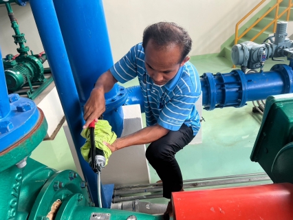 ไฟล์แนบ กปภ.สาขามหาสารคาม ดำเนินการตรวจเช็คเครื่องสูบน้ำ เพื่อเพิ่มประสิทธิภาพการจ่ายน้ำ เตรียมความพร้อมในช่วงเทศกาลสงกรานต์