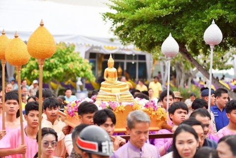 ไฟล์แนบ กปภ.สาขาฉะเชิงเทรา ร่วมให้การต้อนรับ นายอนุทิน ชาญวีรกูล รองนายกรัฐมนตรีเเละรัฐมนตรีว่าการกระทรวงมหาดไทย ในพิธีย้อนตำนาน 255 ปีอัญเชิญหลวงพ่อโสธรขึ้นจากแม่น้ำบางปะกง