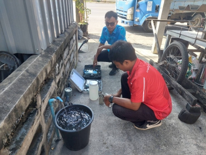 ไฟล์แนบ กปภ.สาขากาญจนดิษฐ์ ลงพื้นที่สุ่มน้ำประปา บริเวณบ้านผู้ใช้น้ำ ม.1 ต.กะแดะ อ.กาญจนดิษฐ์ จ.สุราษฎร์ธานี พื้นที่แม่ข่ายกาญจนดิษฐ์ โดยเก็บตัวอย่างน้ำจากก๊อกน้ำที่บ้านของผู้ใช้น้ำไปตรวจสอบคุณภาพน้ำ