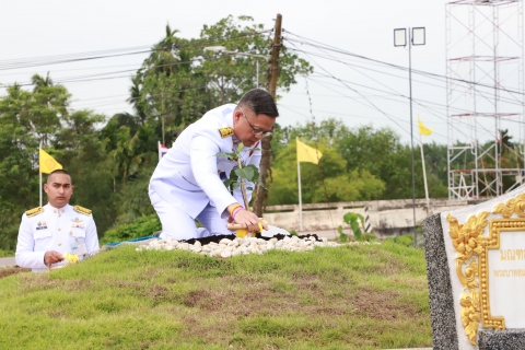 ไฟล์แนบ กปภ.สาขาสุราษฎร์ธานี ร่วมบริการน้ำดื่มบรรจุขวดตราสัญลักษณ์ กปภ. ในพิธีปลูกพระศรีมหาโพธิทศมราชบพิตร ณ วัดสมหวังวนาราม