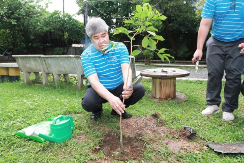 ไฟล์แนบ กปภ.เขต 1 ร่วมปลูกต้นไม้ในโครงการ  กปภ. ปลูกป่าเพื่อแผ่นดิน เทิดพระเกียรติพระบาทสมเด็จพระบรมชนกาธิเบศร มหาภูมิพลอดุลยเดชมหาราช บรมนาถบพิตร (Fathers Land) ประจำปี 2568