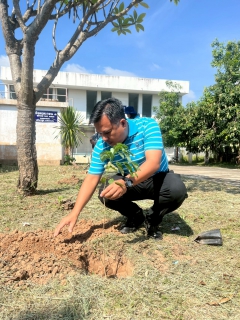ไฟล์แนบ กปภ.สาขาพิจิตร จัดโครงการ กปภ.ปลูกป่าเพื่อแผ่นดิน เทิดพระเกียรติพระบาทสมเด็จพระบรมชนกาธิเบศร มหาภูมิพลอดุลยเดชมหาราช บรมนาถบพิตร (Fathers Land) ปี 2568