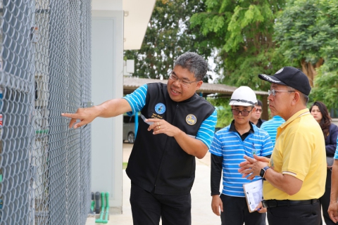 ไฟล์แนบ กปภ.ข.3 ร่วมกับ กปภ.สาขาเพชรบุรี ให้การต้อนรับ นายบุญจง วงศ์ไตรรัตน์ ผู้ช่วยรัฐมนตรีประจำกระทรวงมหาดไทย และตรวจเยี่ยมโครงการ น้ำดื่มสะอาด มินิสเตชั่น Mini Station