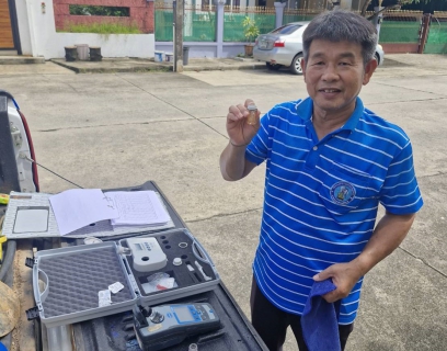 ไฟล์แนบ กปภ.สาขาภูเก็ต นำทีมลงพื้นที่ บริเวณหมู่บ้านภูเก็ตวิลล่า ดาวรุ่ง ตำบลวิชิต อำเภอเมือง จังหวัดภูเก็ต เพื่อดำเนินการตรวจสอบคุณภาพน้ำ