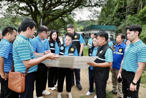 ไฟล์แนบ บอร์ด กปภ. ลงพื้นที่เชียงราย สร้างความมั่นใจคุณภาพน้ำประปา - เดินหน้า CSR เสริมความยั่งยืนให้ชุมชน