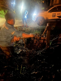 ไฟล์แนบ การประปาส่วนภูมิภาคสาขาอ่าวลึก ลงพื้นที่ออกสำรวจค้นหาท่อแตก  รั่ว ณ บริเวณท่อเส้นพื้นที่อำเภออ่าวลึก จังหวัดกระบี่
