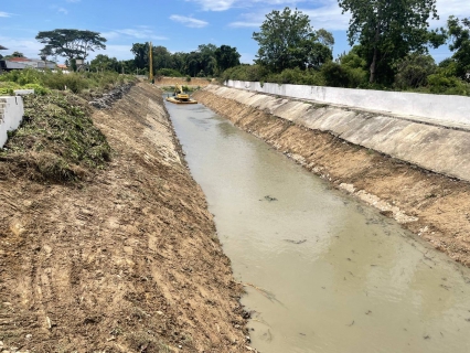 ไฟล์แนบ การประปาส่วนภูมิภาคสาขาเพชรบุรี ได้รับการสนับสนุน จากองค์การบริหารส่วนจังหวัดเพชรบุรี ดำเนินการขุดลอกคลอง ตักตะกอนดินและกำจัดวัชพืชในคลองชักน้ำดิบ
